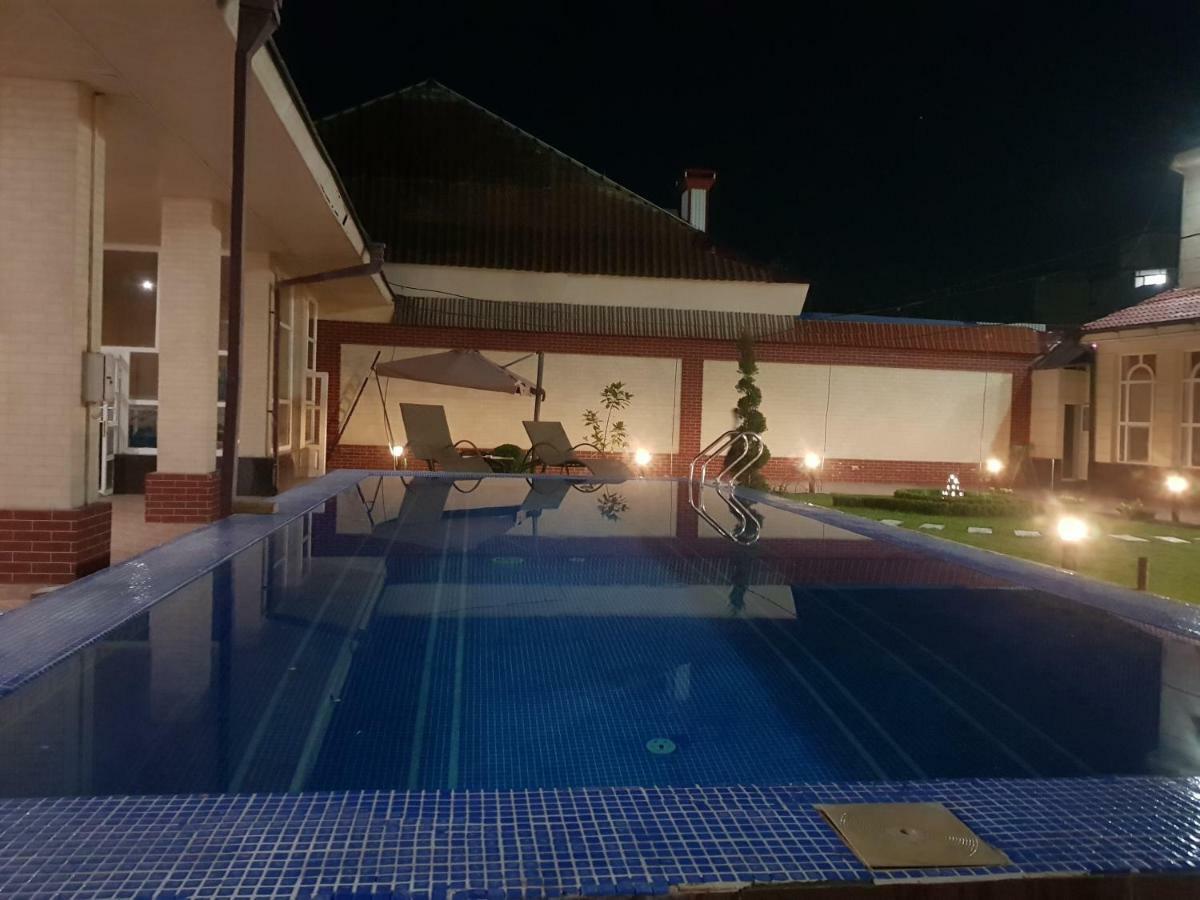 Guest House "Rohat Lux" Samarkand Exterior foto
